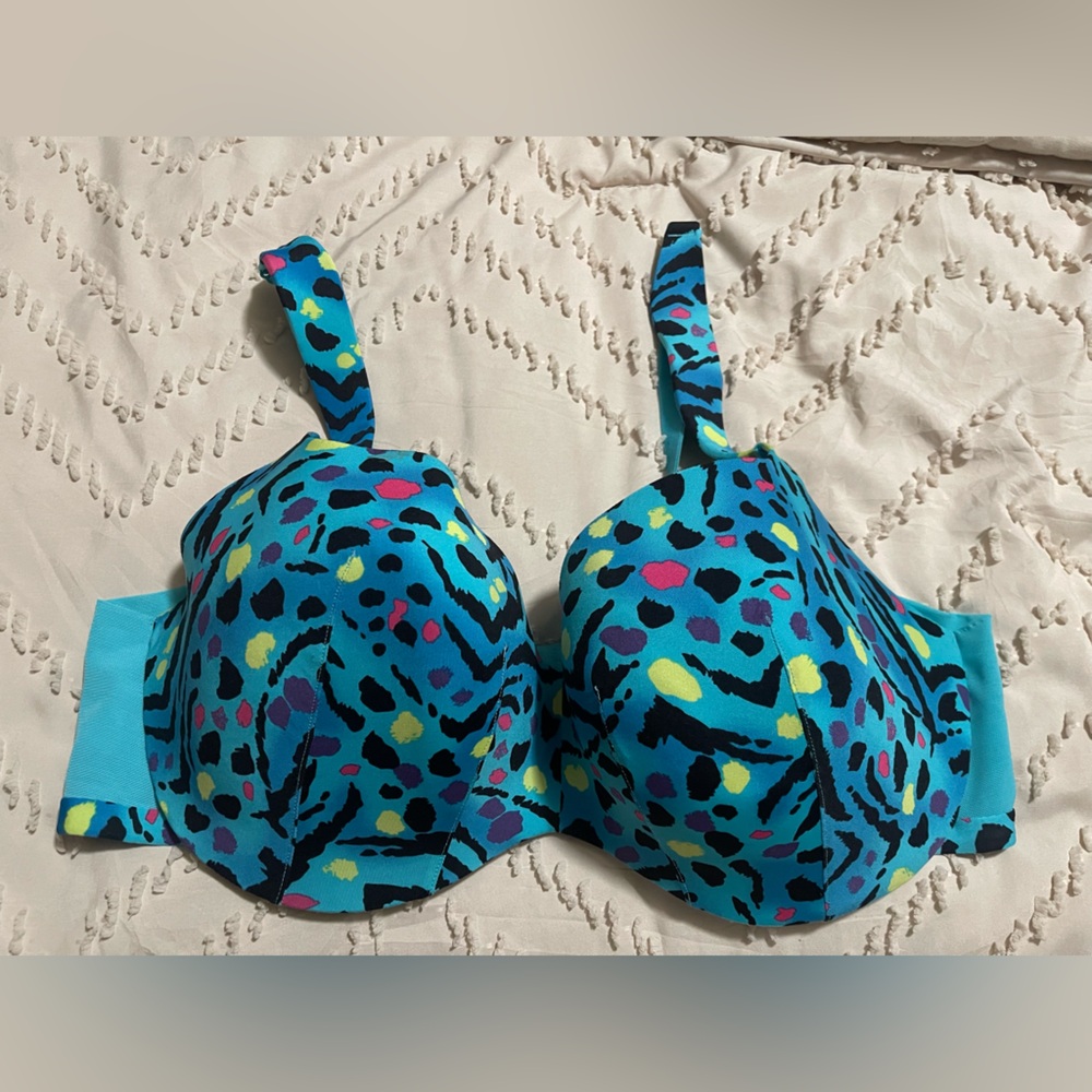 Cacique, Lane Bryant, Bra  fun animal print 44D